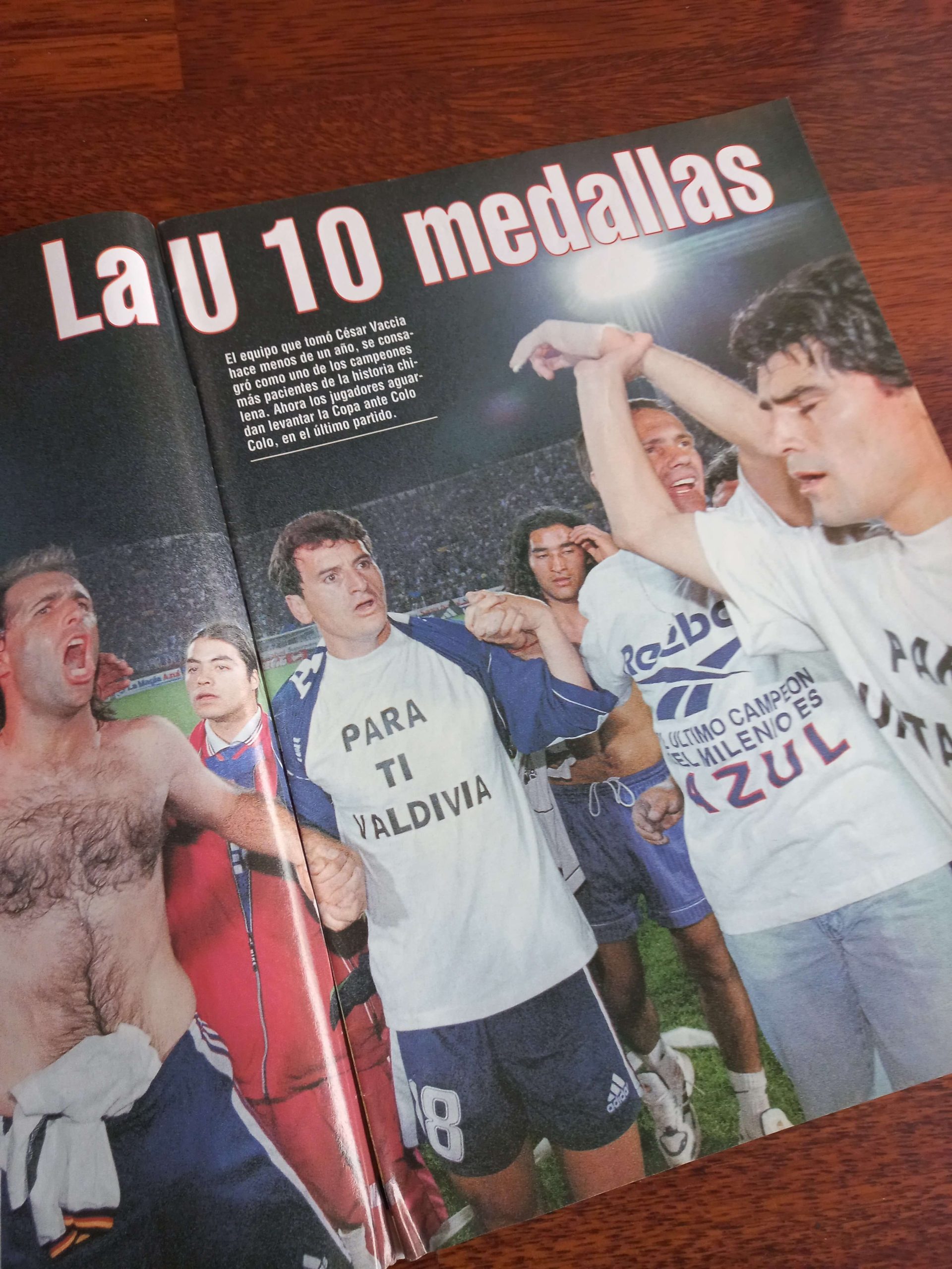 (1999) Revista Don Balón Universidad de Chile campeón 99