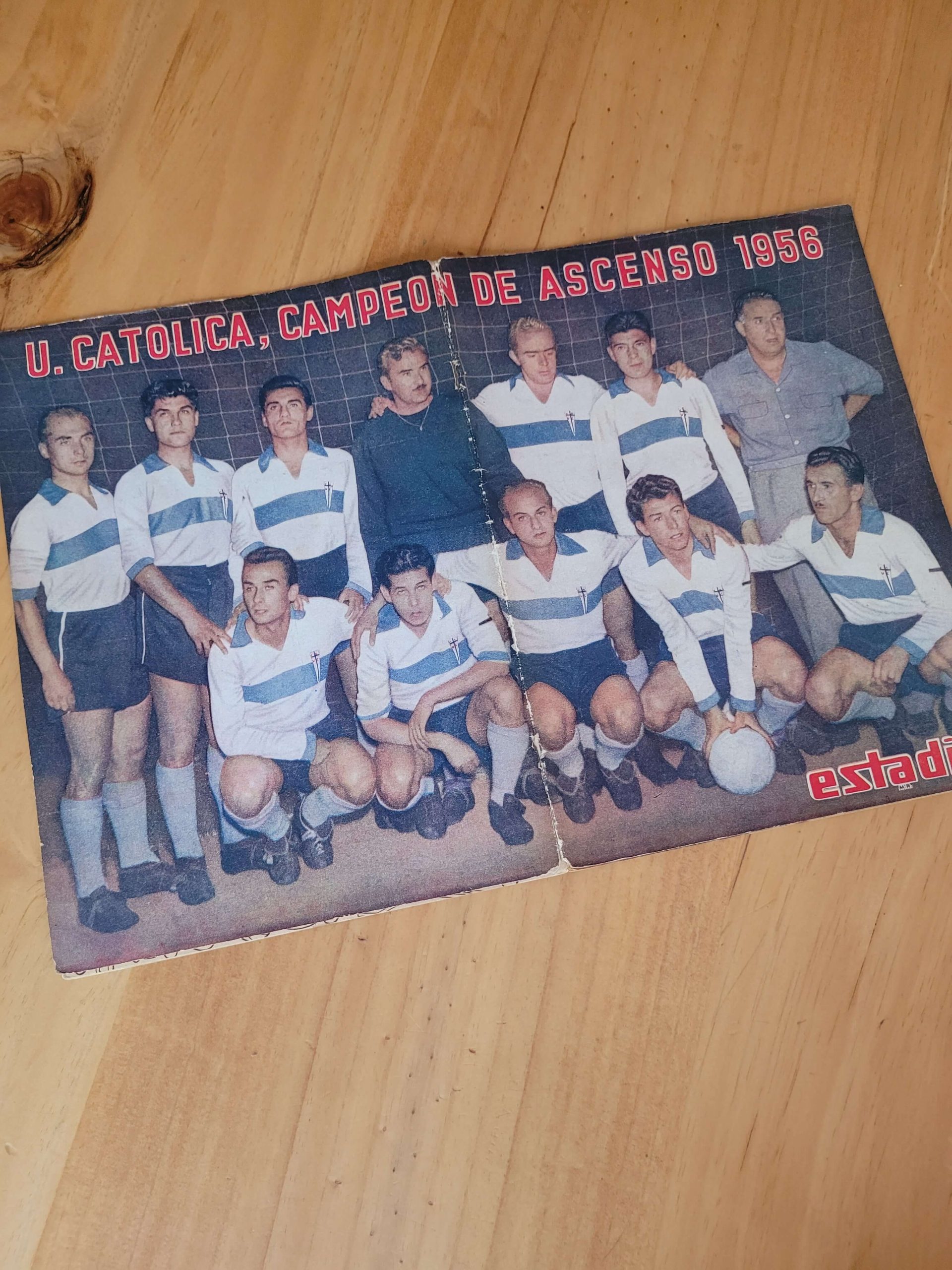 (1956) ESTADIO portada Universidad Católica campeón del Ascenso 1956