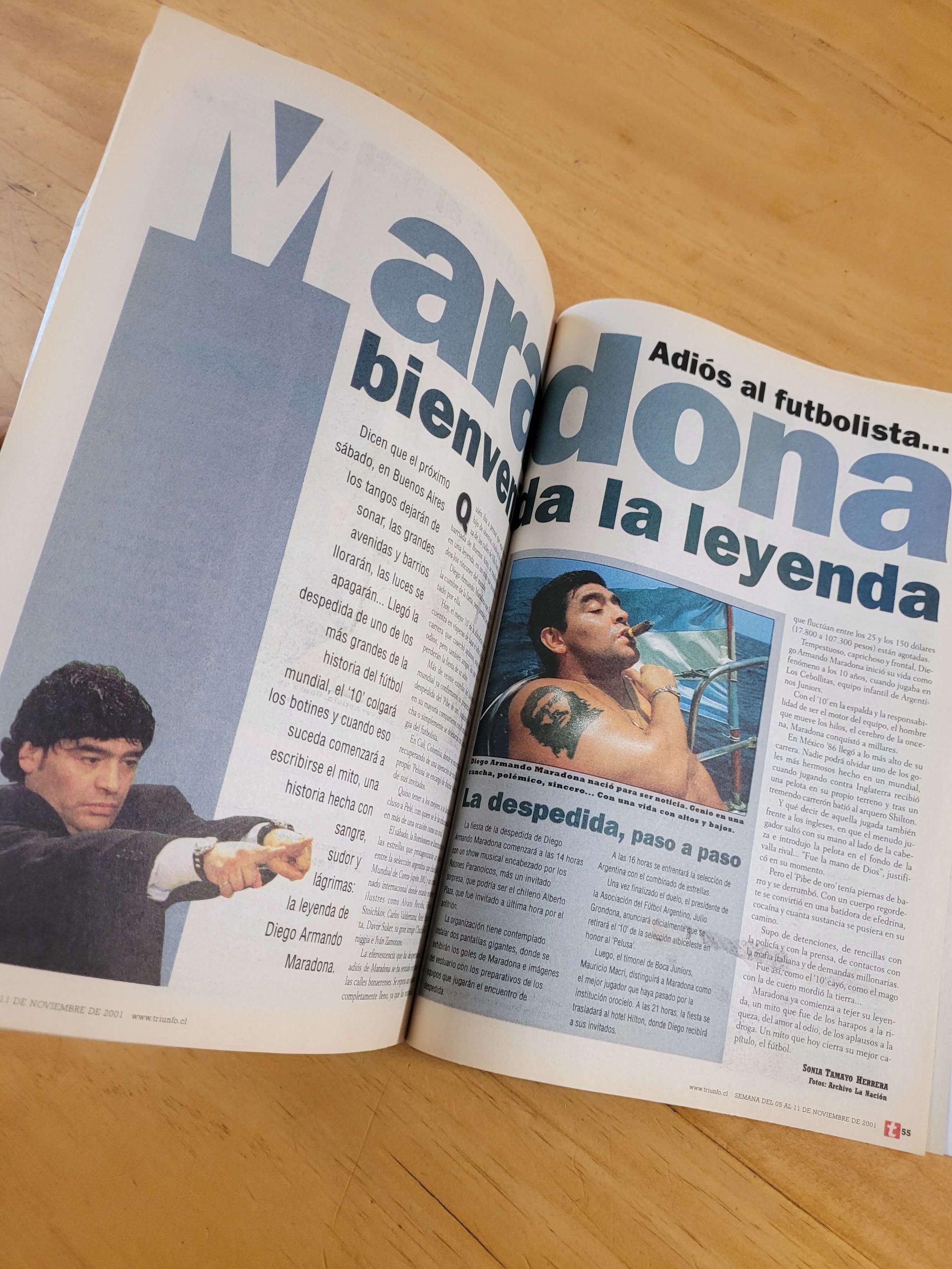 Revista TRIUNFO -Retiro de Maradona del fútbol- (2001)