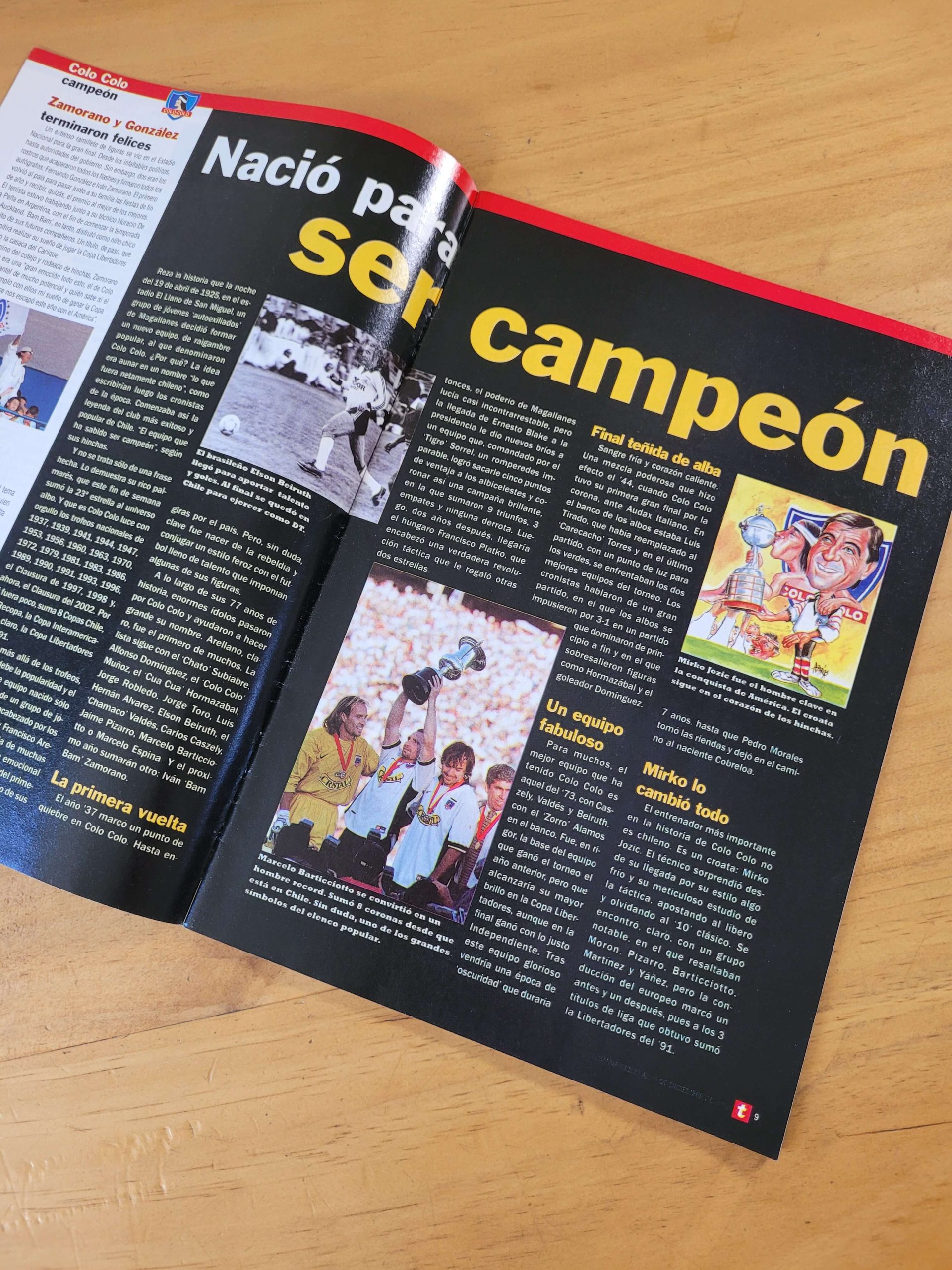 Revista TRIUNFO -Colo Colo campeón 2002-