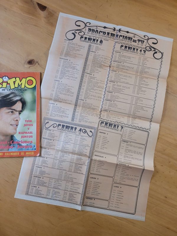 Pack revista RITMO años 60s -Con juego de cartas, poster gigante y programas de TV gigantes- (x4)
