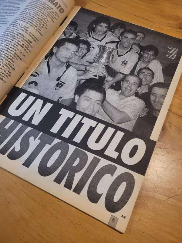 Revista MINUTO 90 -Colo Colo campeón 1989-