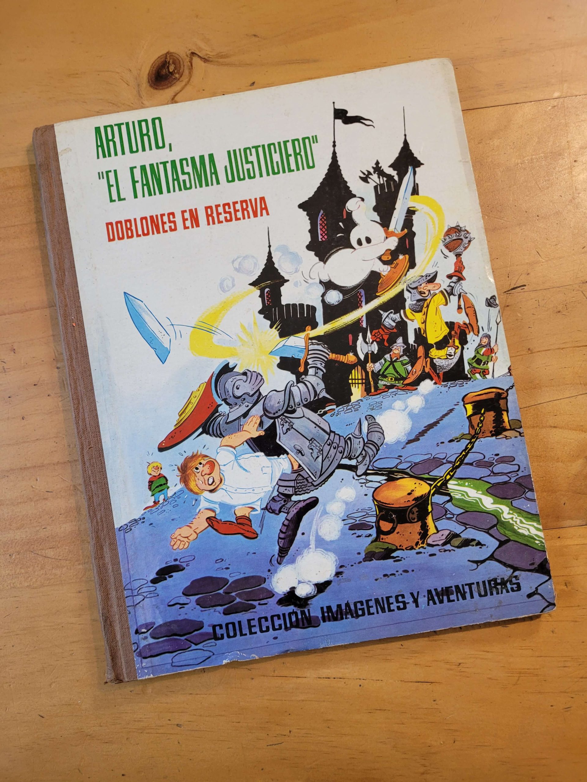 Libro de historietas de ARTURO: EL FANTASMA JUSTICIERO (1965)