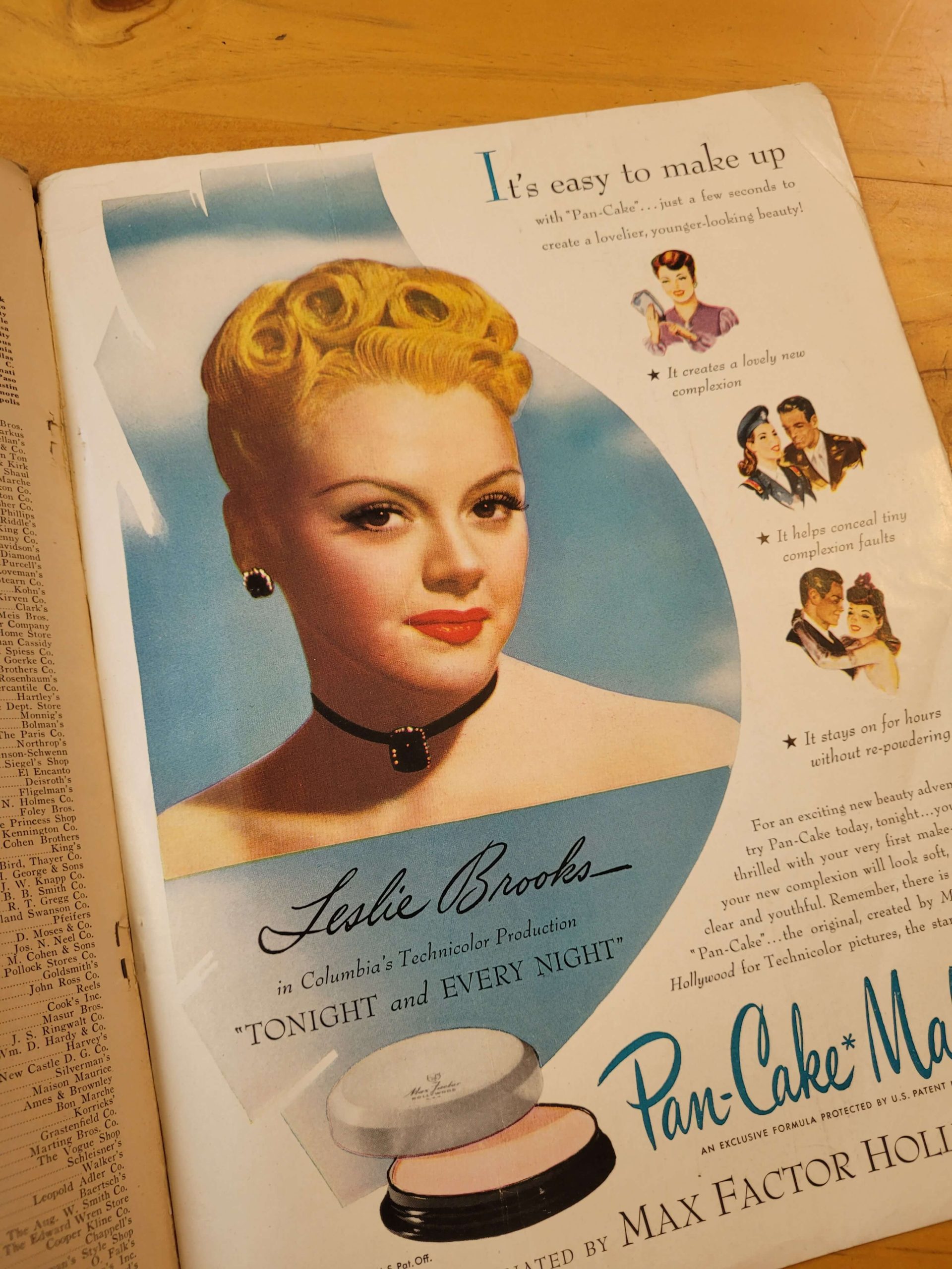 Revista VOGUE febrero 1945 -Especial AMERICANA- - Imagen 3