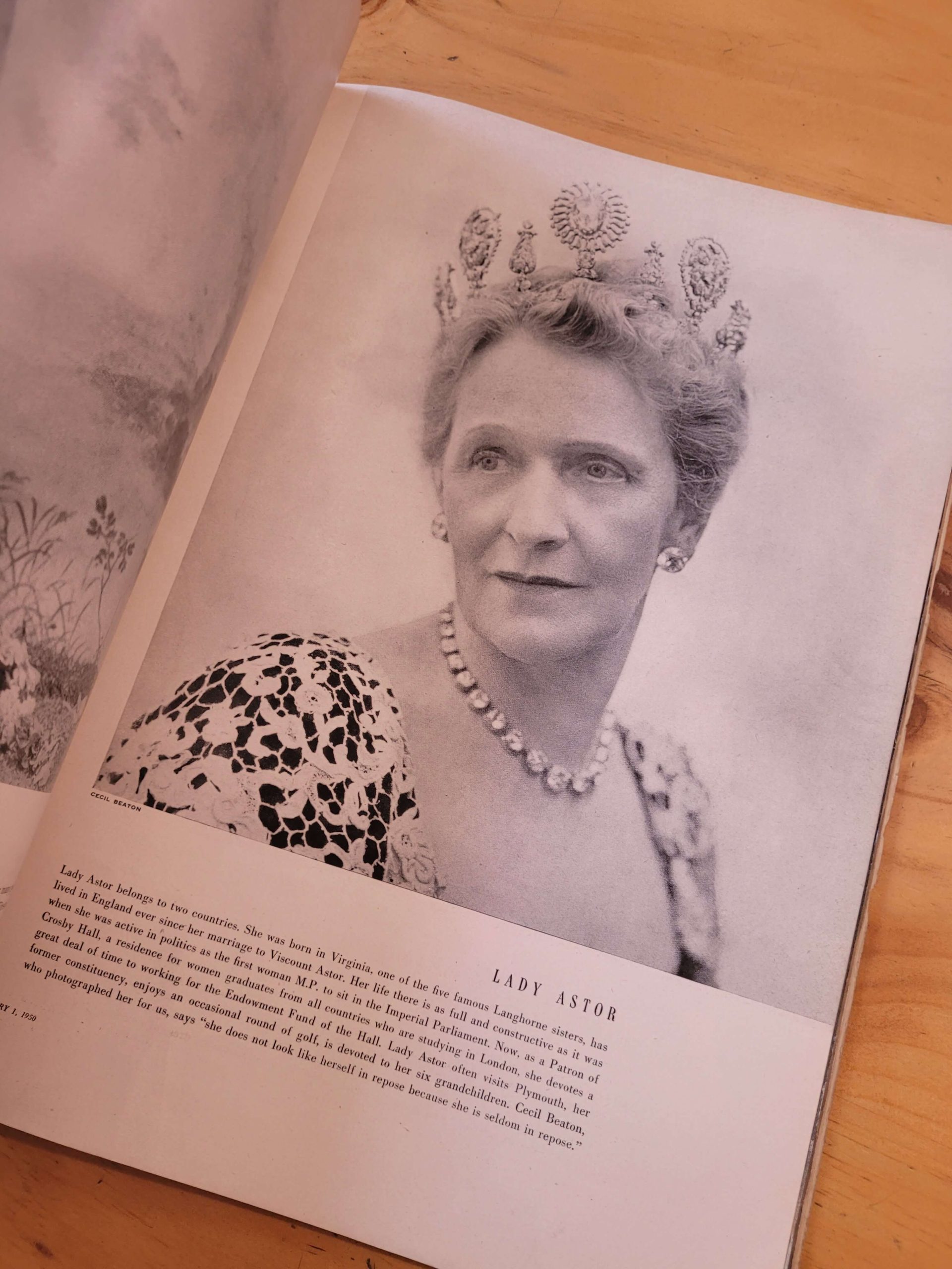 Revista VOGUE febrero 1950 -Especial AMERICANA- - Imagen 10