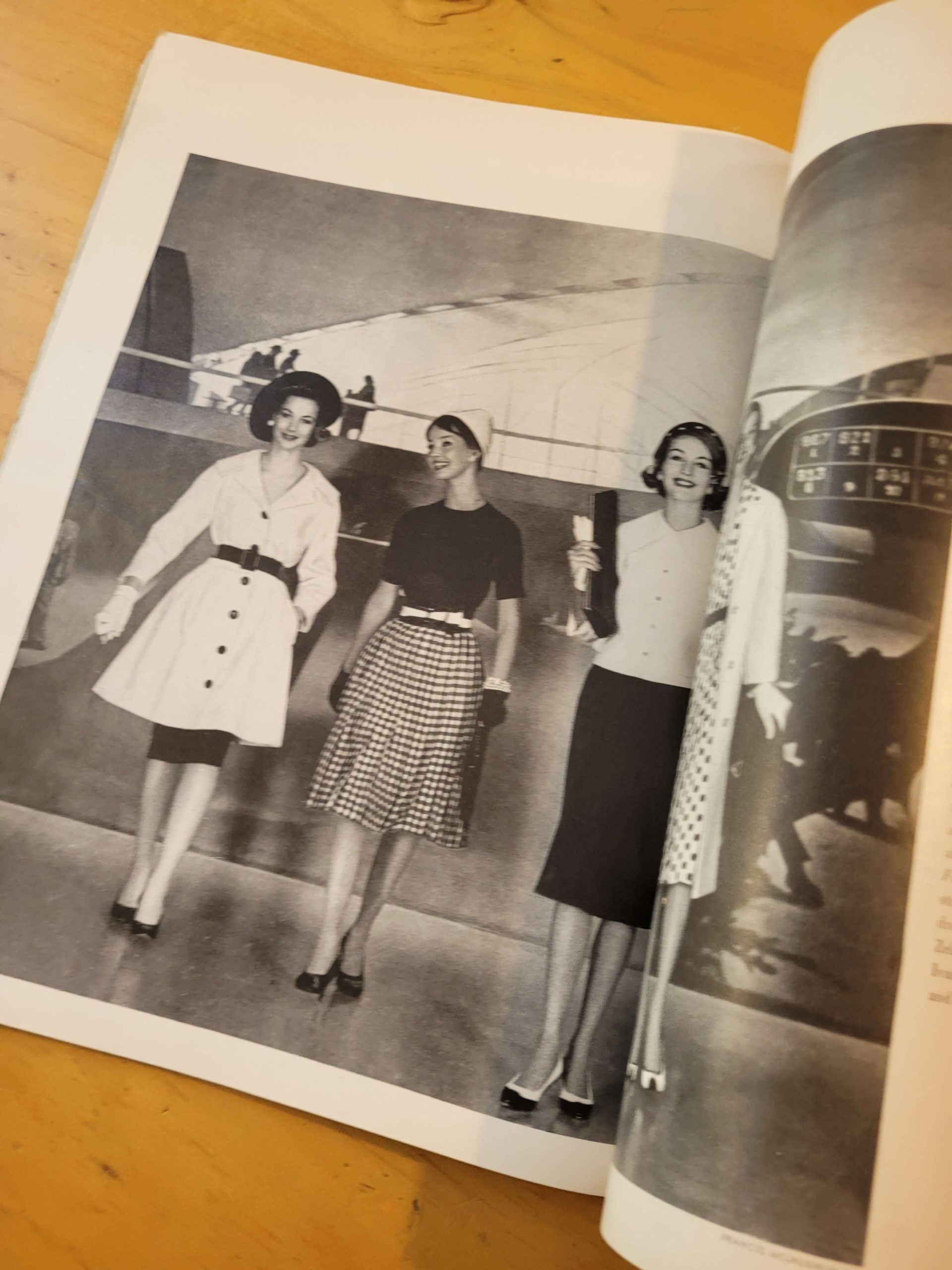 Pack VOGUE finales de los 50s (x3) - Imagen 17