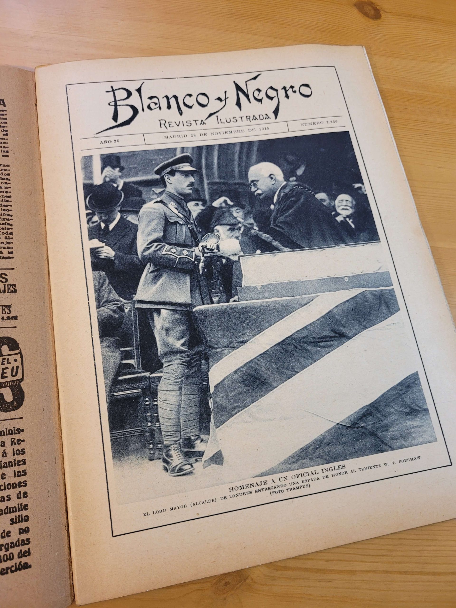 Pack BLANCO Y NEGRO -España 1915- (x3) - Imagen 21
