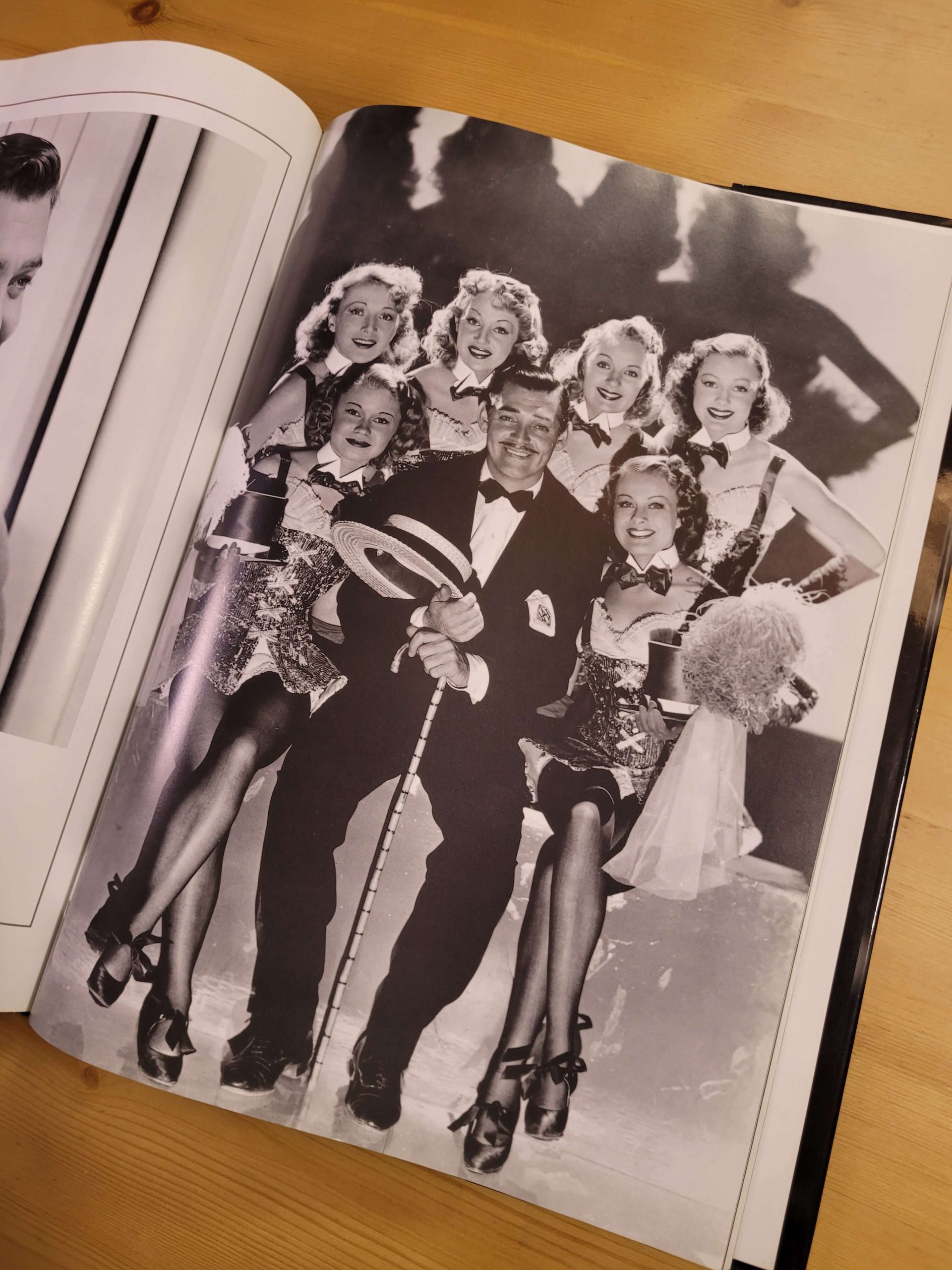 Libro HOLLYWOOD PORTRAIT: CLARK GABLE (1992) - Imagen 12