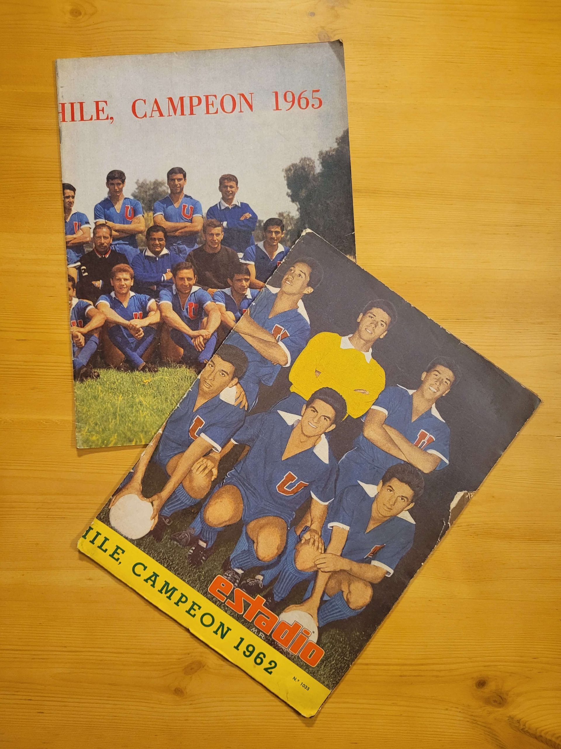 Pack ESTADIO -U de Chile del ballet azul campeón 1962 y 1965- (x2) - Imagen 2