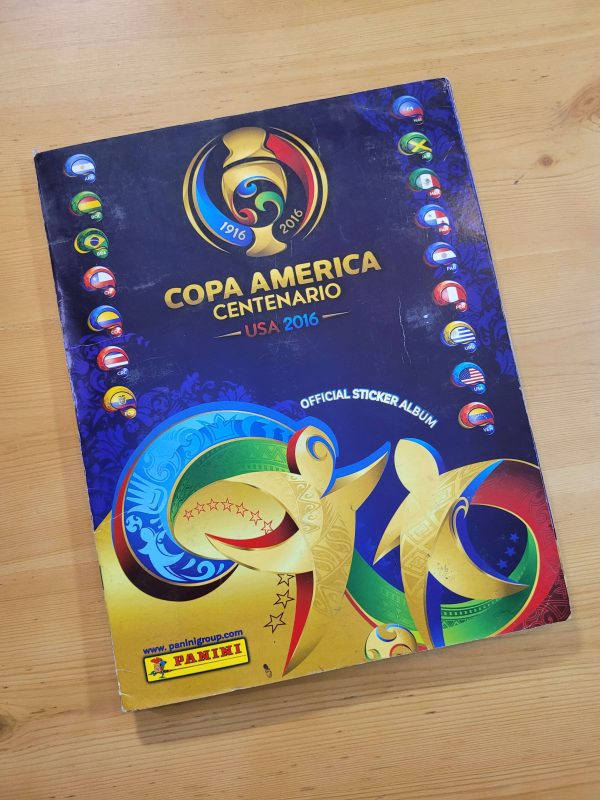 Álbum COPA AMERICA CENTENARIO 2016 (Original. 99.11% completo -4 láminas faltantes-)